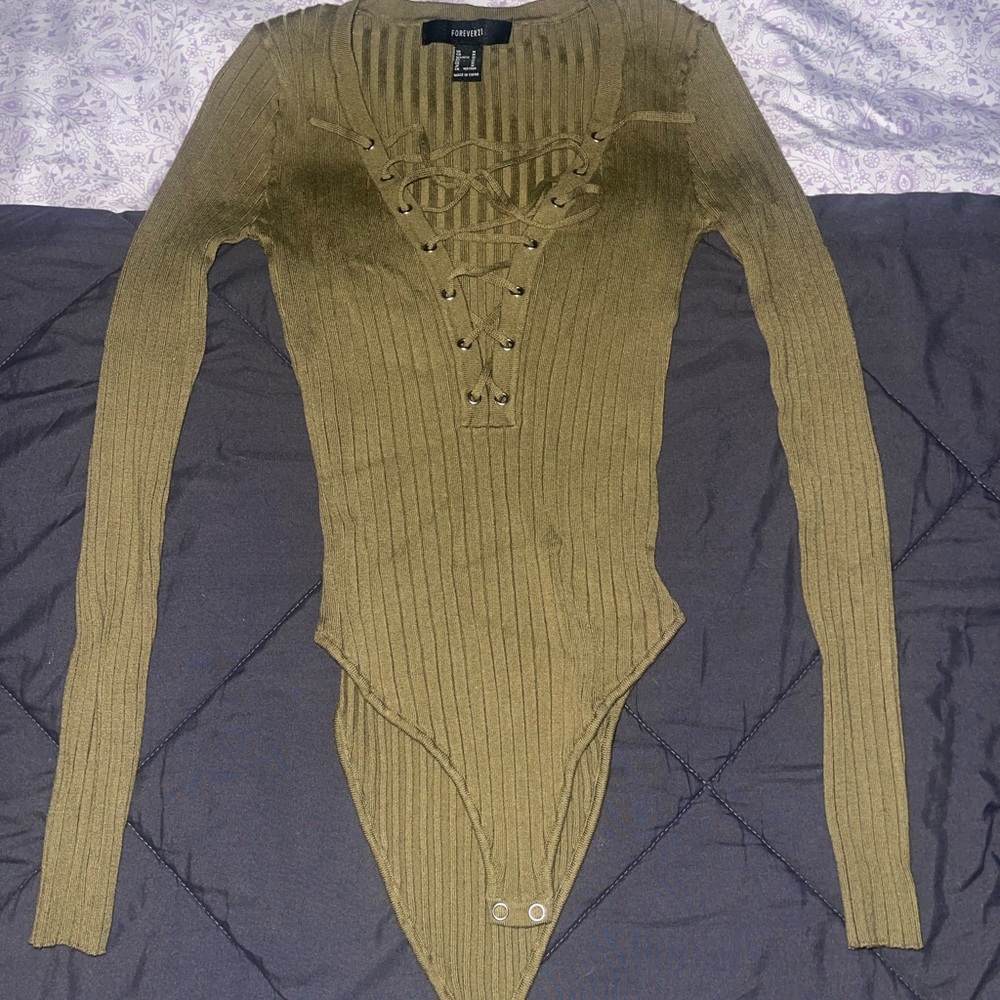 Green bodysuit forever 21